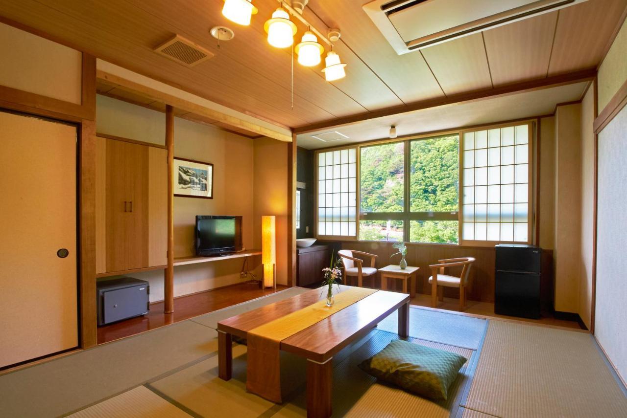 Yutoriro Bandai Atami Hotel Корияма Екстериор снимка