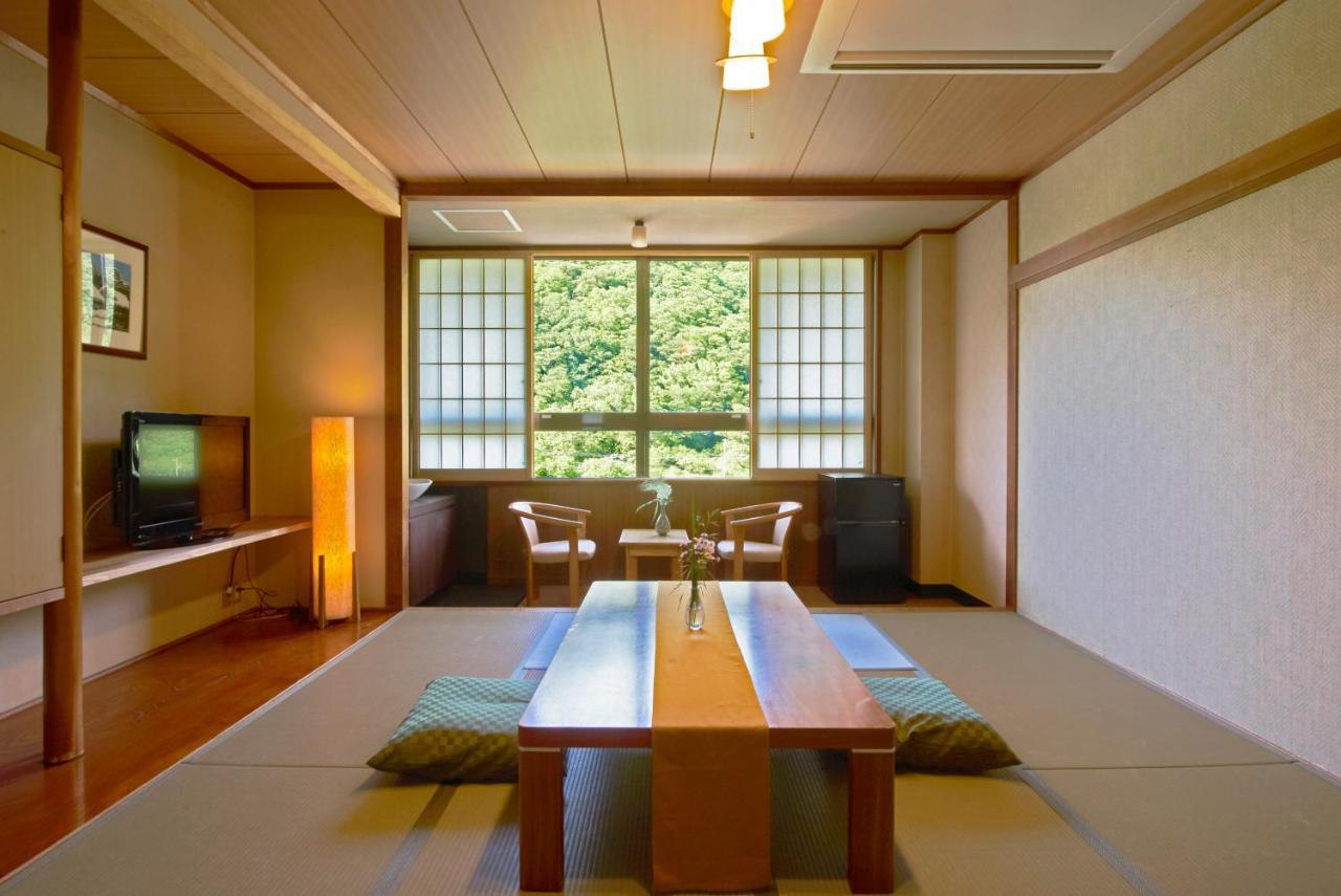 Yutoriro Bandai Atami Hotel Корияма Екстериор снимка